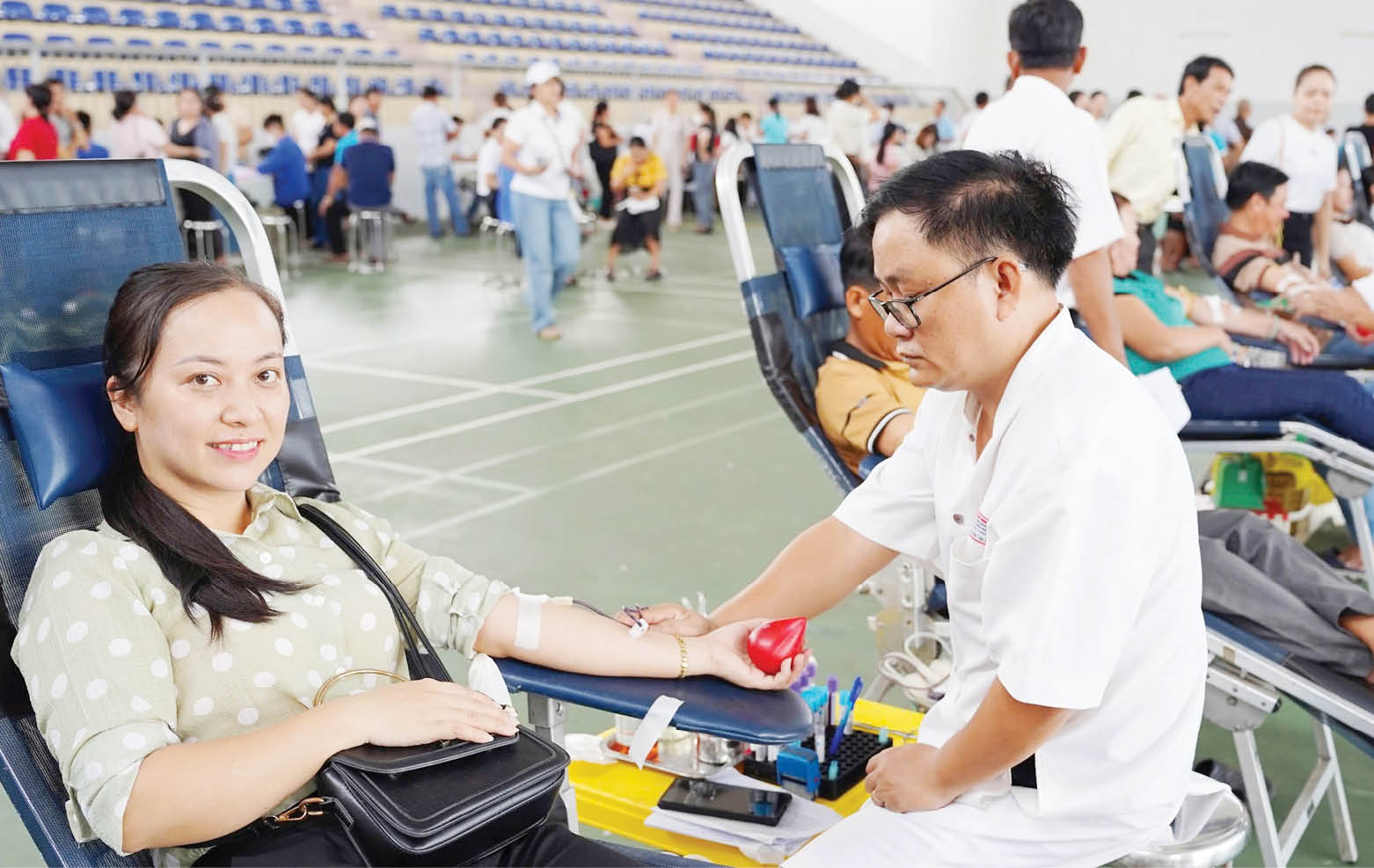 Phát huy vai trò của cán bộ nữ