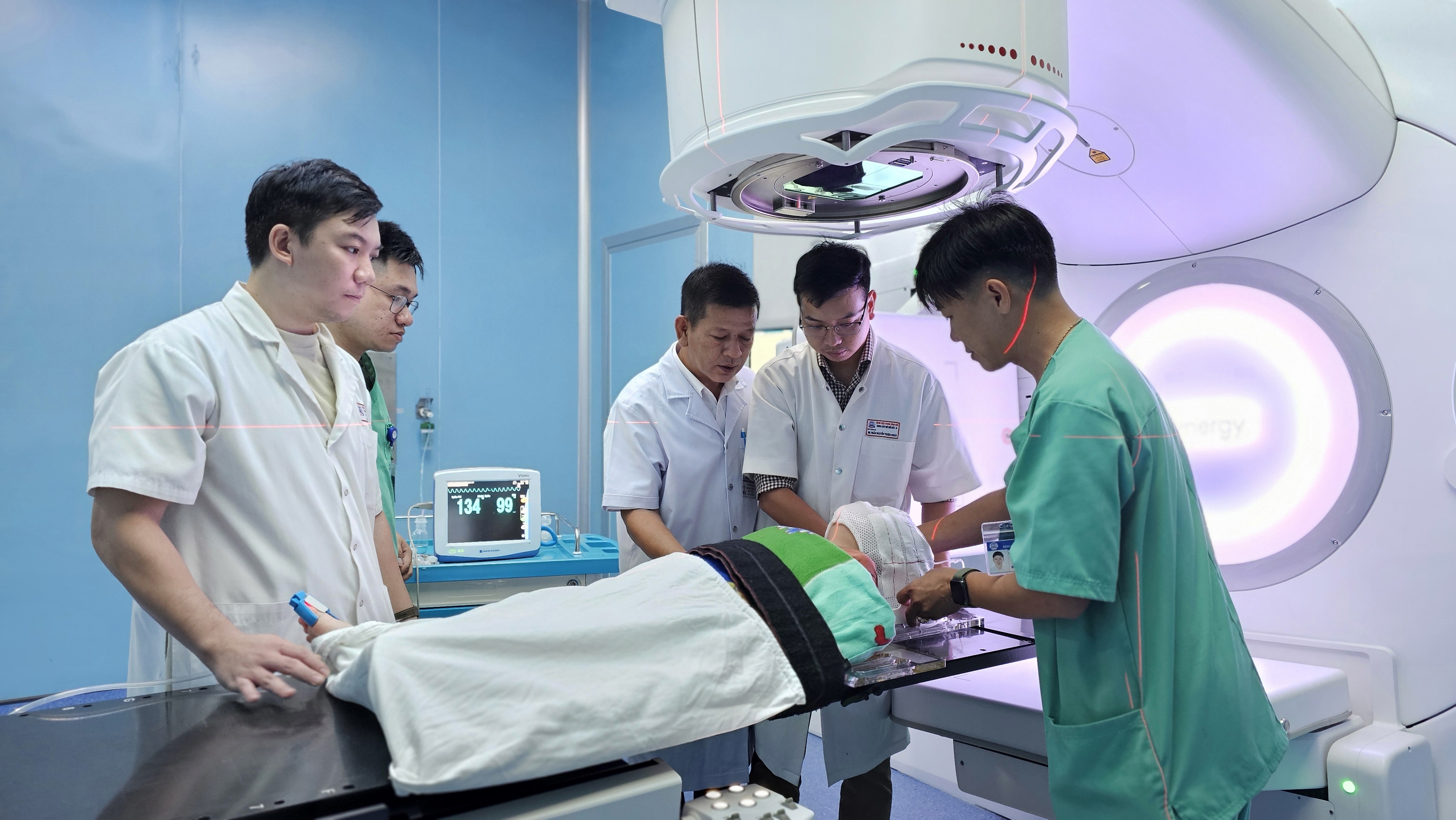 Bệnh viện Trung ương Huế được xếp hạng cấp chuyên sâu kỹ thuật cao