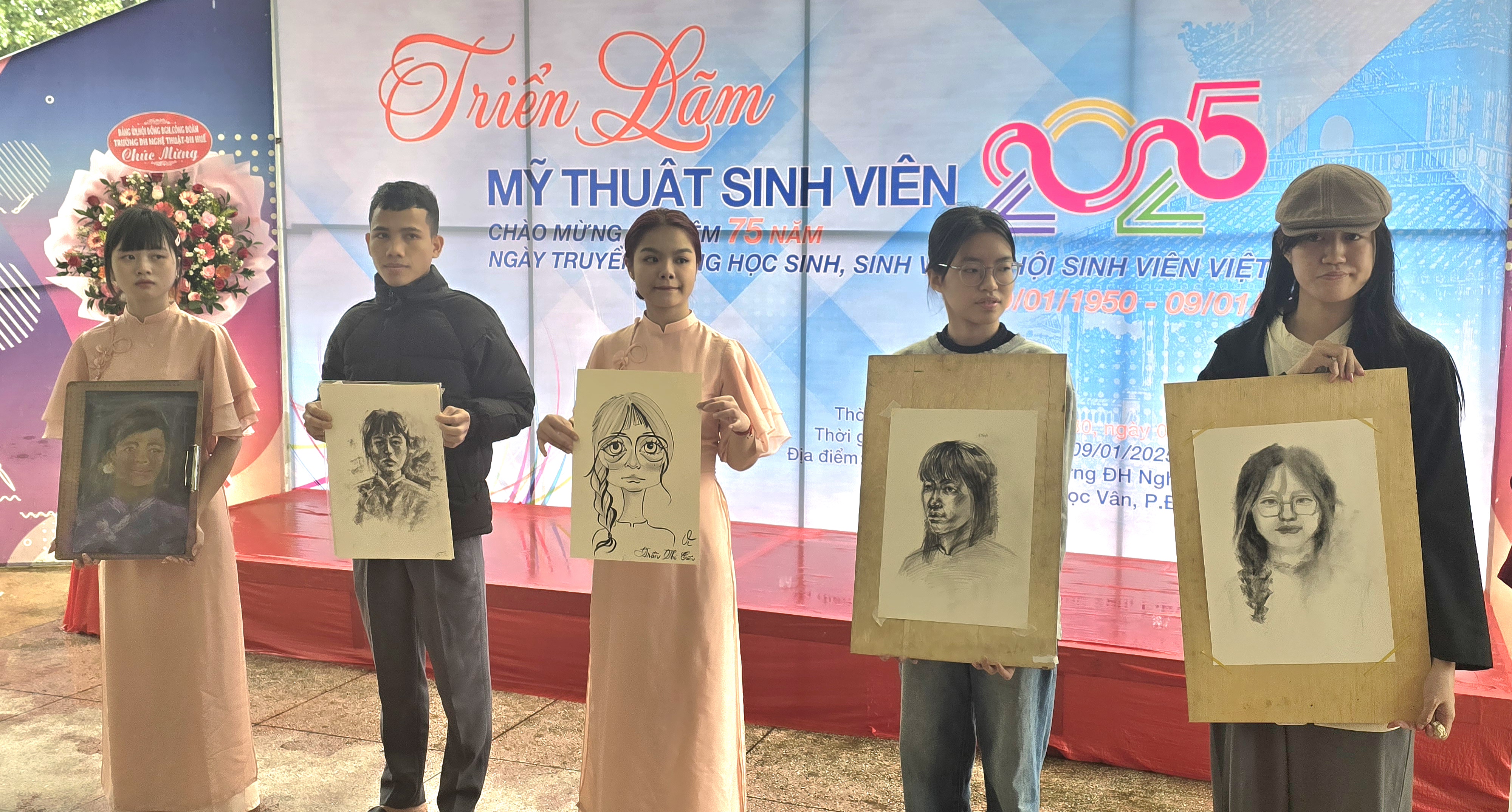 60 tác giả tham gia triển lãm mỹ thuật sinh viên năm 2025