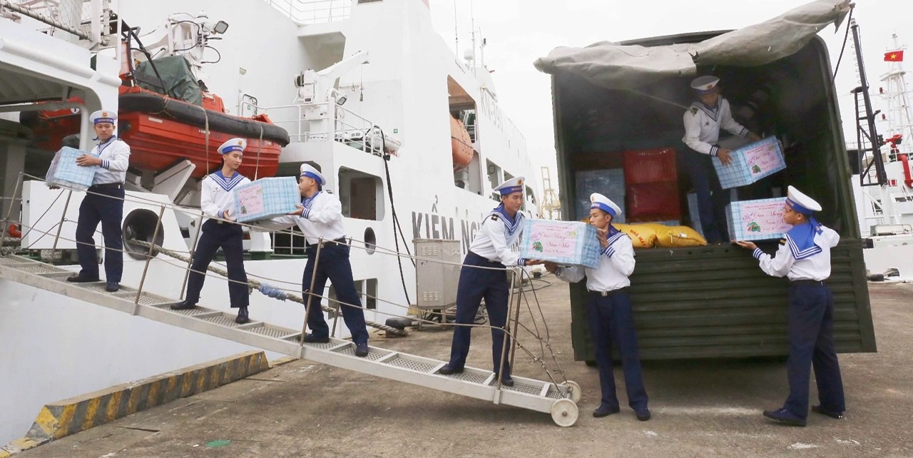 Lan tỏa sâu rộng phong trào “Vì biển đảo quê hương - Vì tuyến đầu Tổ quốc”