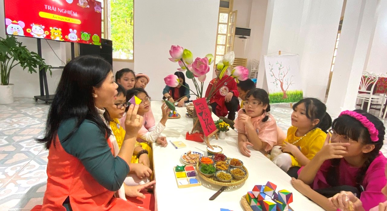 Đọc - trải nghiệm trong không gian văn hóa Huế