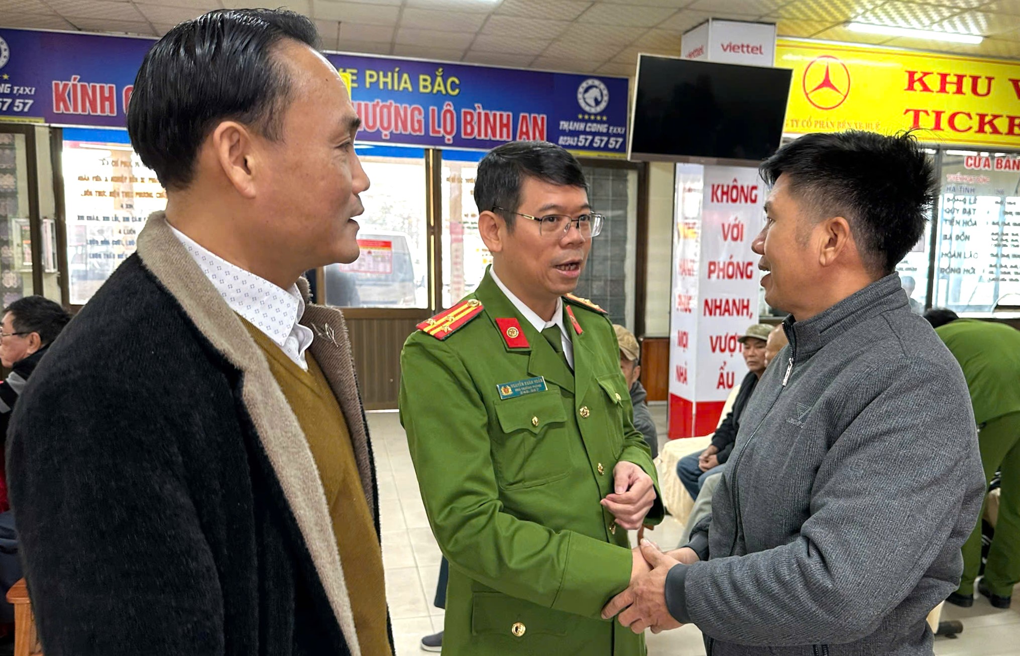 Nâng cao ý thức tham gia giao thông đến lái xe, chủ doanh nghiệp vận tải