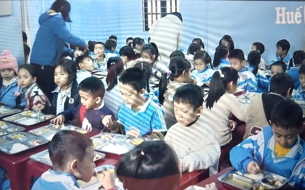 Quảng Điền nâng cao chất lượng trường học bán trú