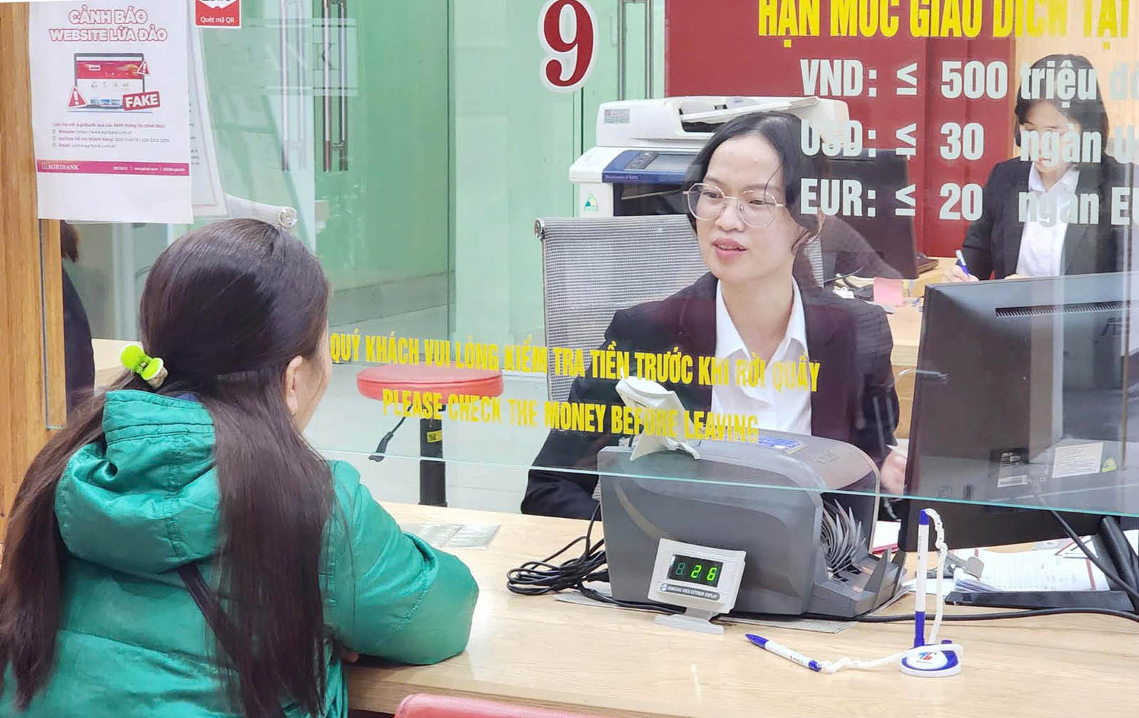 Để giao dịch ngân hàng thông suốt dịp Tết