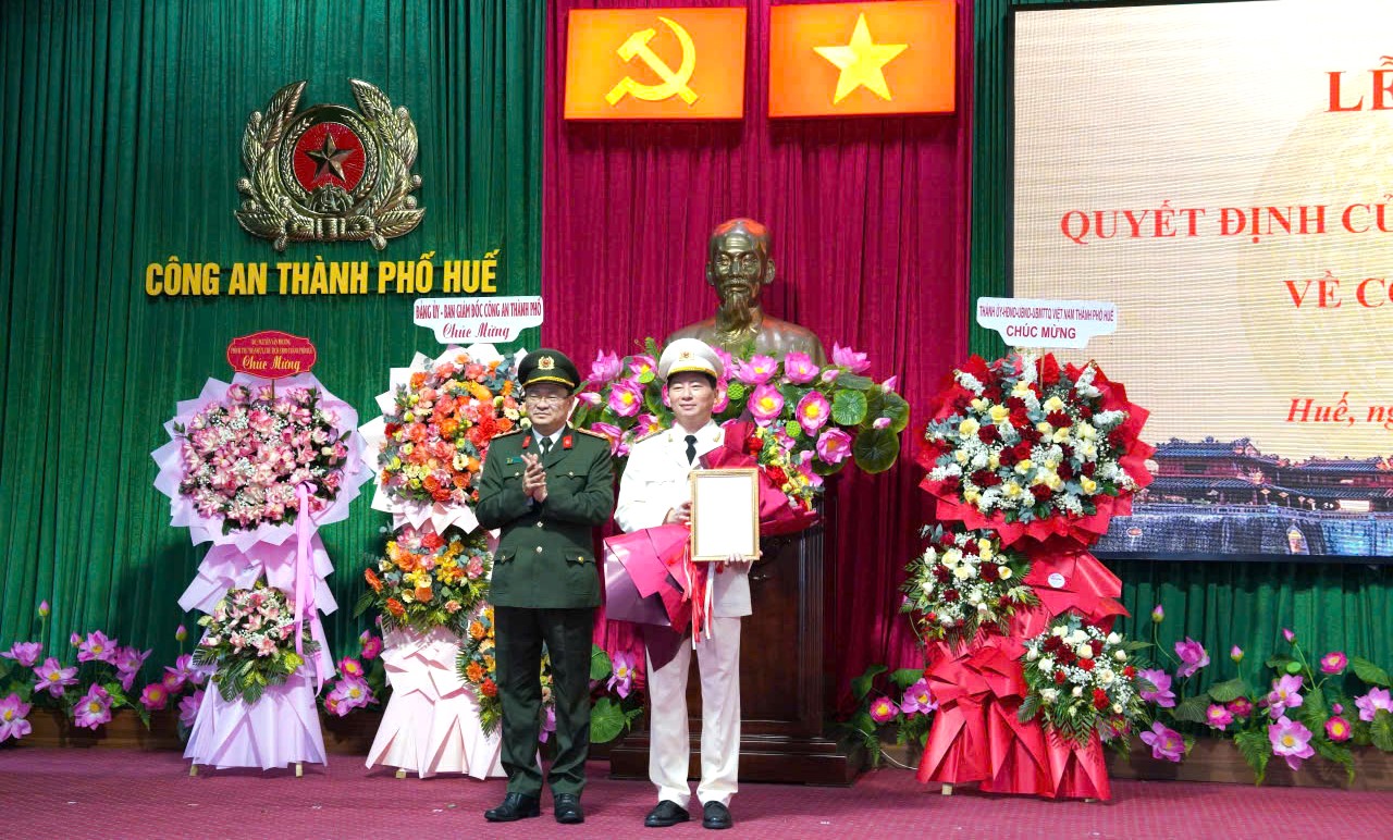 Bổ nhiệm Thượng tá Nguyễn Viết Hoàng giữ chức Phó Giám đốc Công an TP Huế