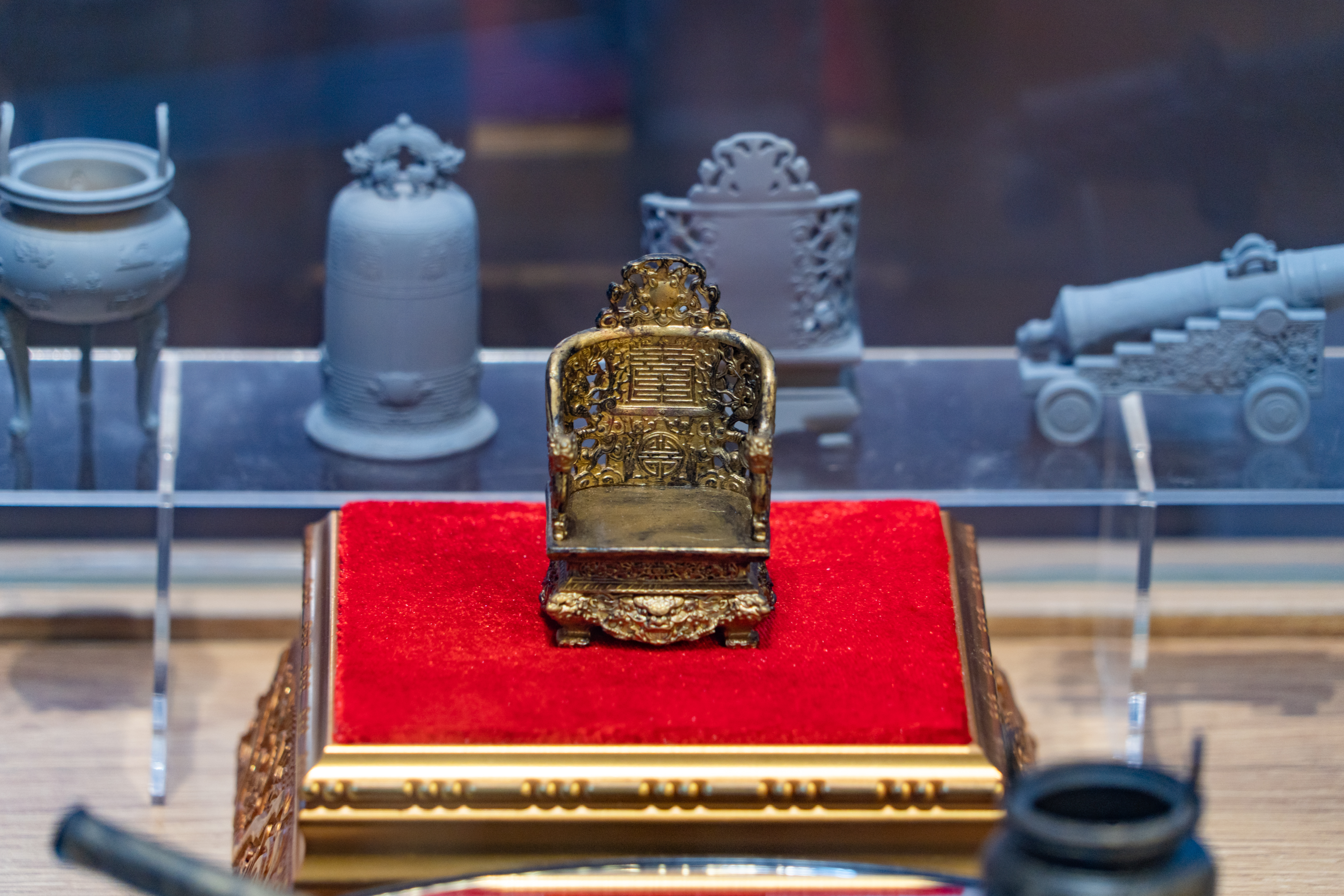 Hoàng cung xưa, trải nghiệm mới