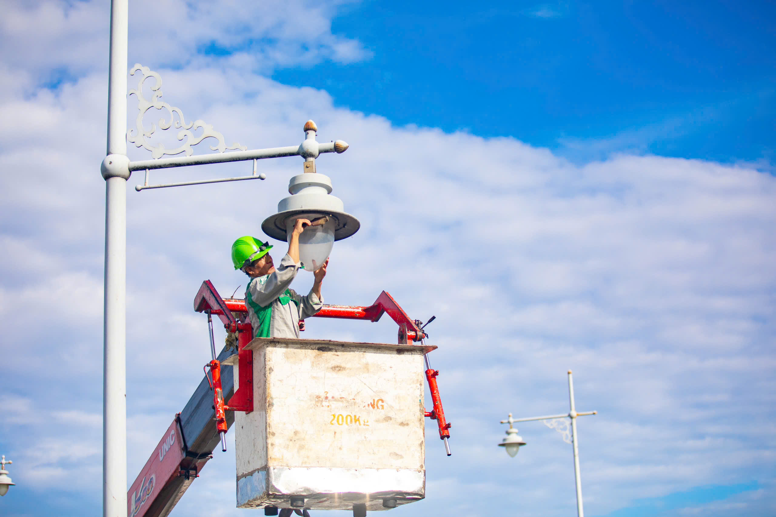 Chiếu sáng mùa Tết