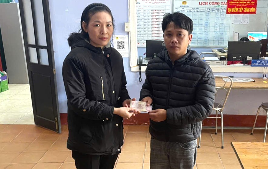 Hỗ trợ người dân tìm lại số tiền chuyển khoản nhầm