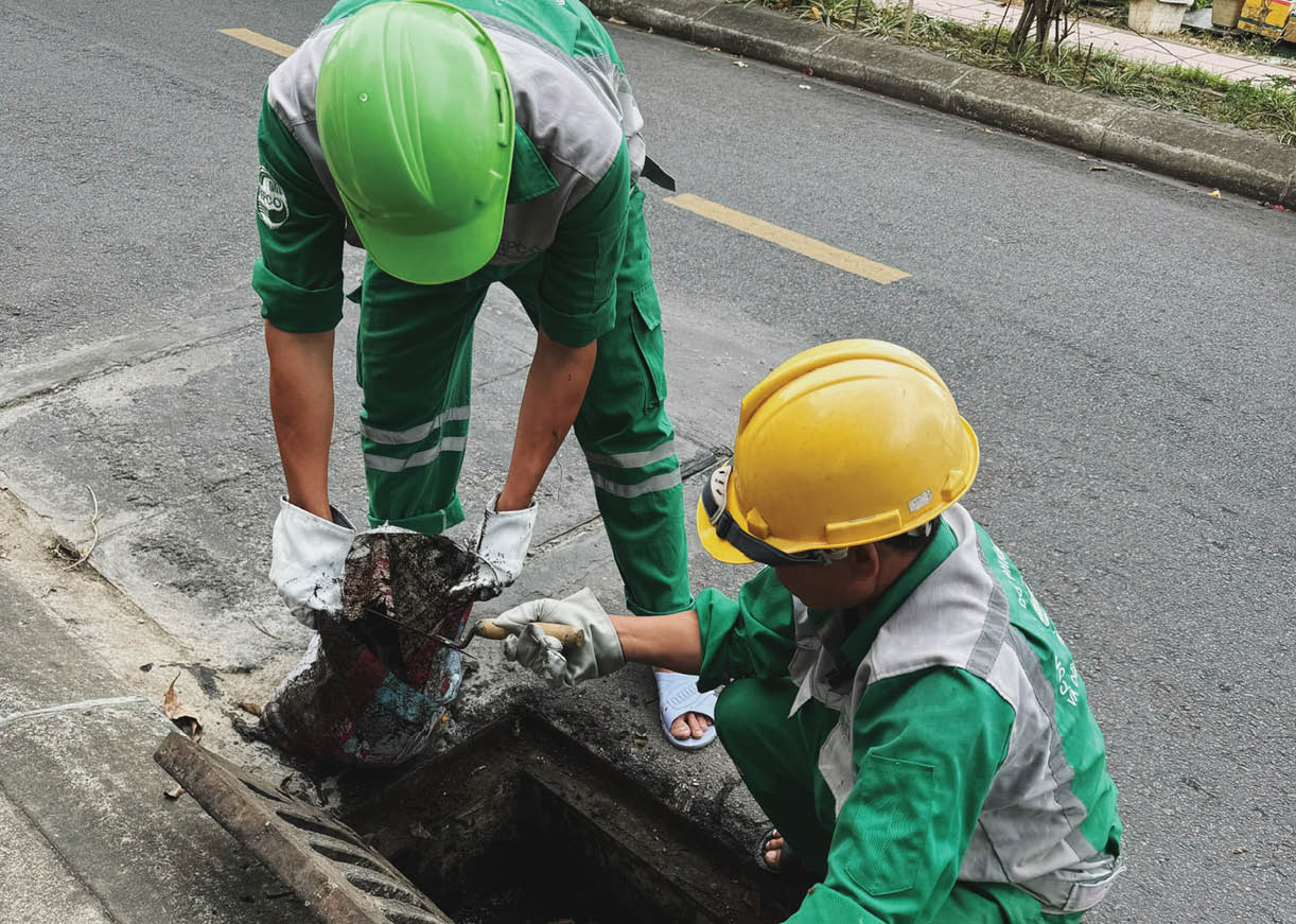 Thầm lặng dưới mặt đường