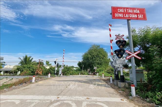 Từ ngày 15 2, Cảnh sát giao thông kiểm tra, xử lý vi phạm an toàn đường sắt