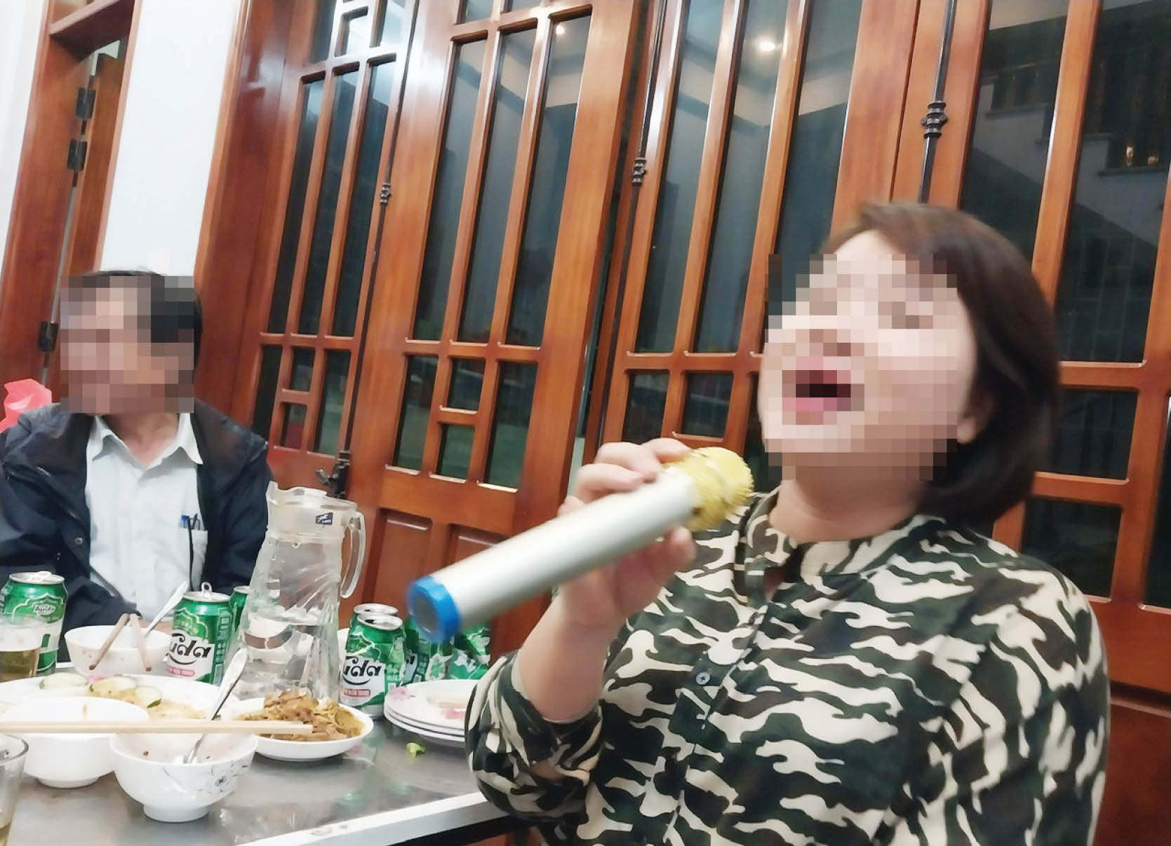 Vui mình nhưng đừng làm khổ người khác