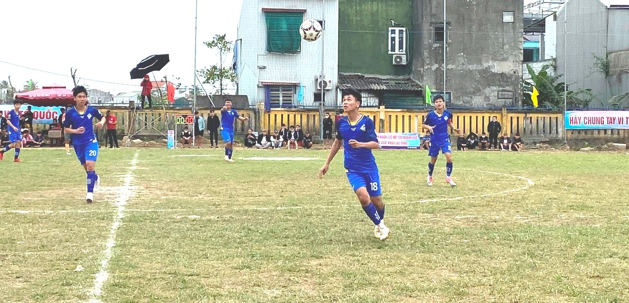 Khai mạc Giải bóng đá truyền thống học sinh THPT cụm Phú Xuân