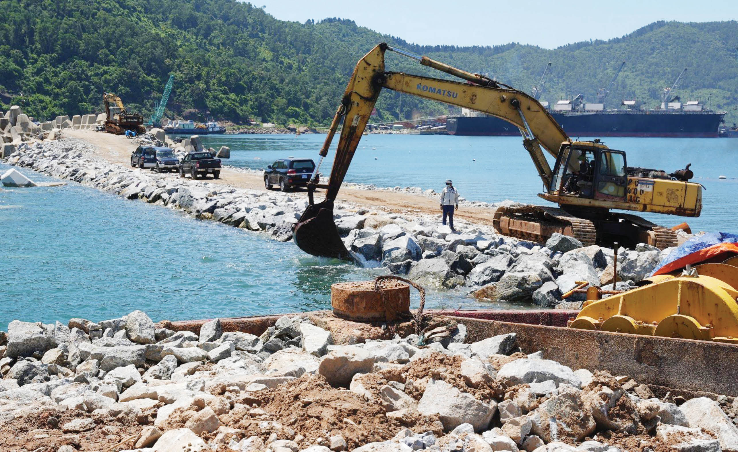 Hoàn thiện hạ tầng logistics để thúc đẩy phát triển