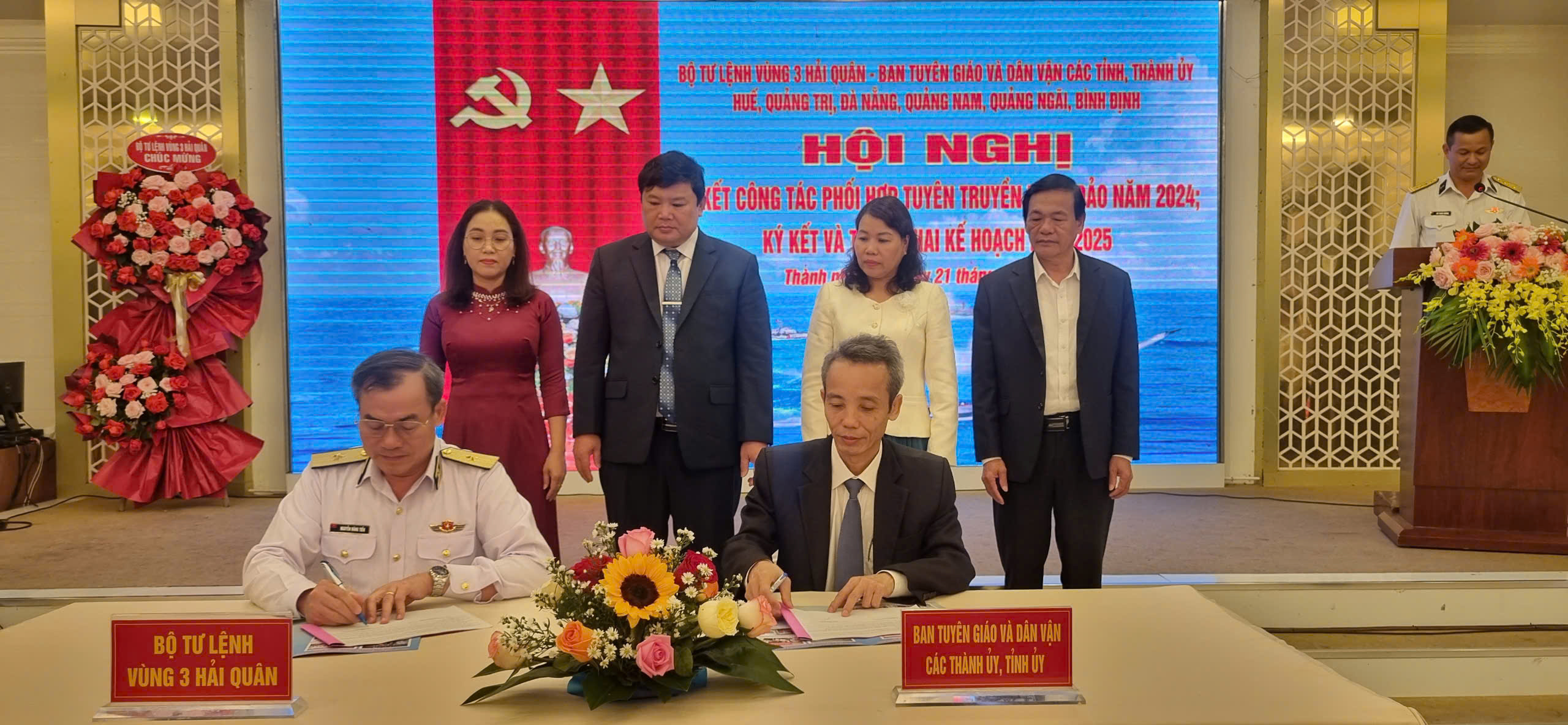 Ký kết chương trình phối hợp tuyên truyền biển, đảo năm 2025