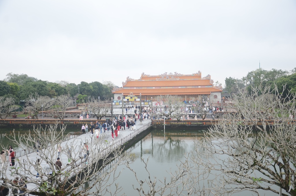 Thành phố Huế phấn đấu tăng trưởng kinh tế - xã hội năm 2025 đạt 10 trở lên