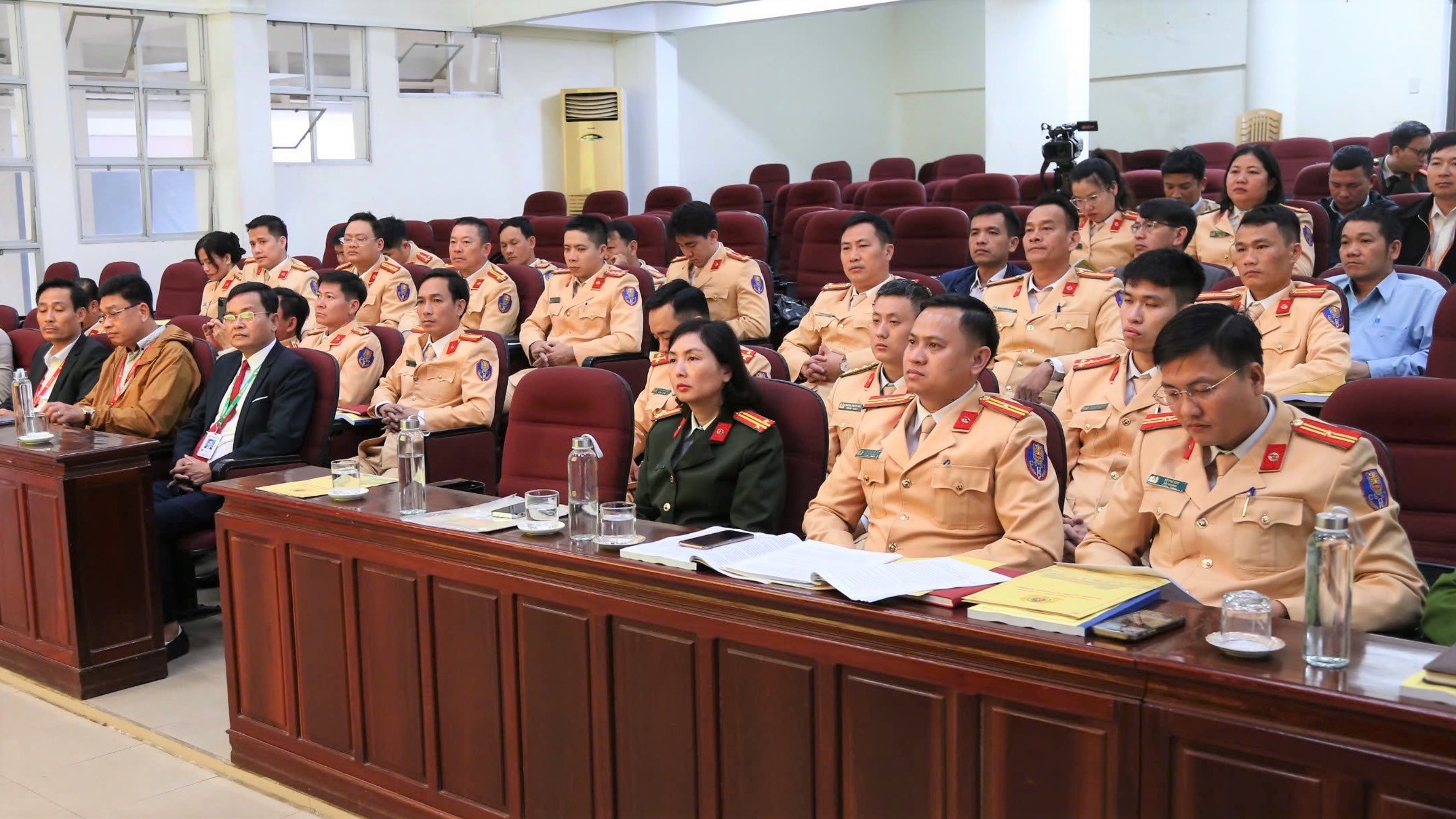 Tập huấn cấp thẻ sát hạch viên cho lực lượng cảnh sát giao thông