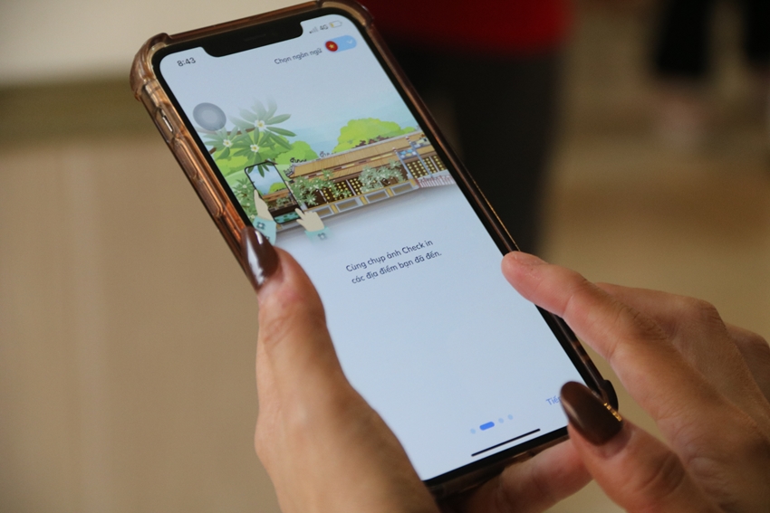 Khách trải nghiệm trên Hộ chiếu du lịch Huế - Hue City Passport - Ảnh : Hữu Phúc
