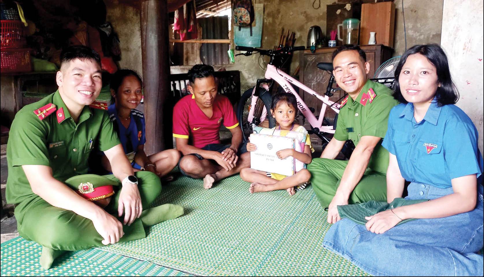 Dân vận khéo ở xã biên giới