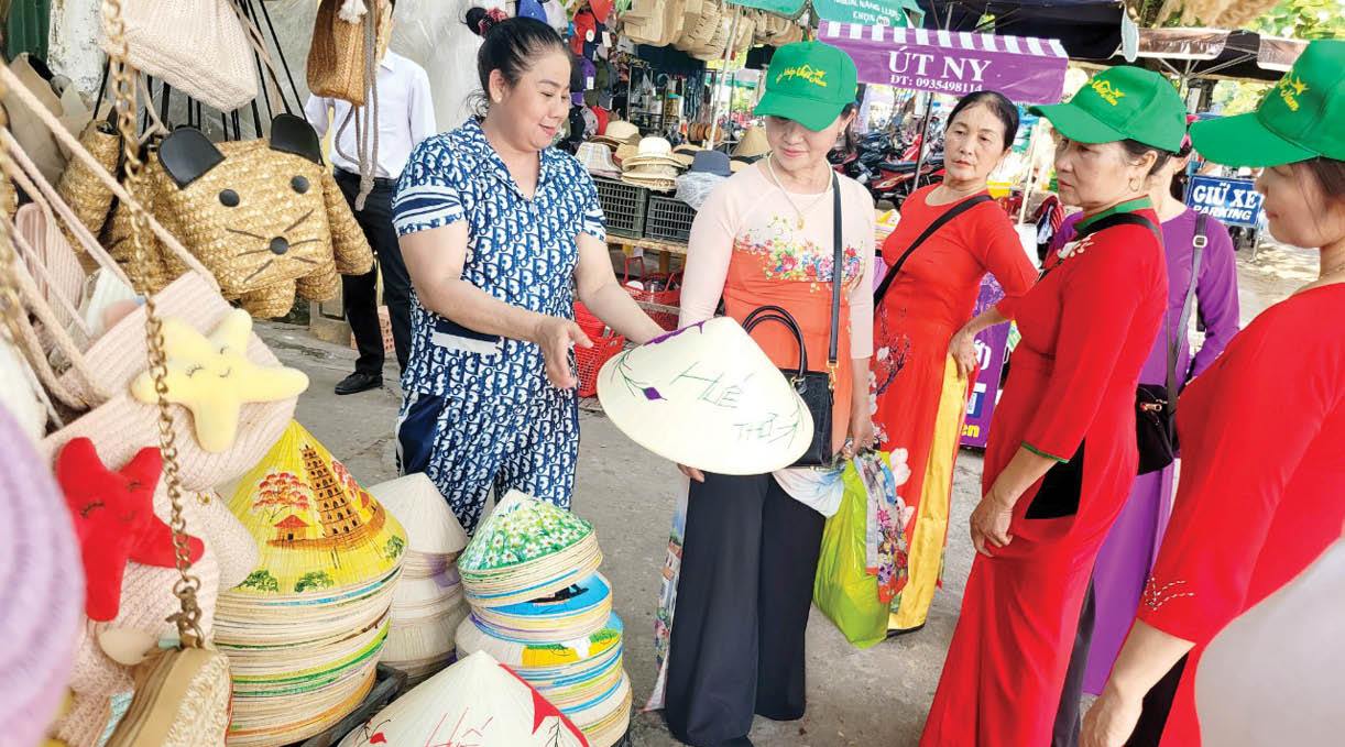 Kích cầu du lịch từ sản phẩm quà tặng