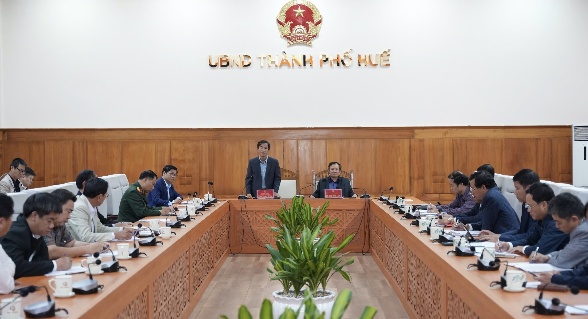 Cả nước cần hoàn thành thêm hơn 100 000 căn nhà cho người dân nghèo