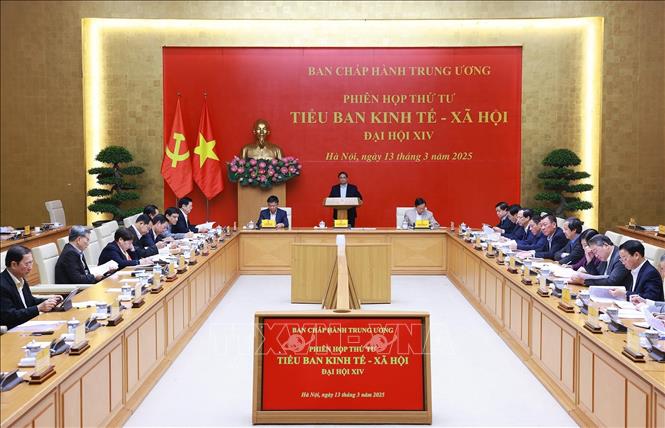 Thủ tướng Báo cáo kinh tế - xã hội Đại hội XIV của Đảng phải ở tầm chiến lược