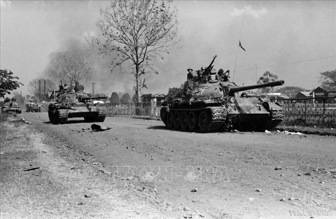 Ngày 15 3 1975 Bộ Tư lệnh Chiến dịch nhận lệnh rút ngắn kế hoạch giải phóng Tây Nguyên