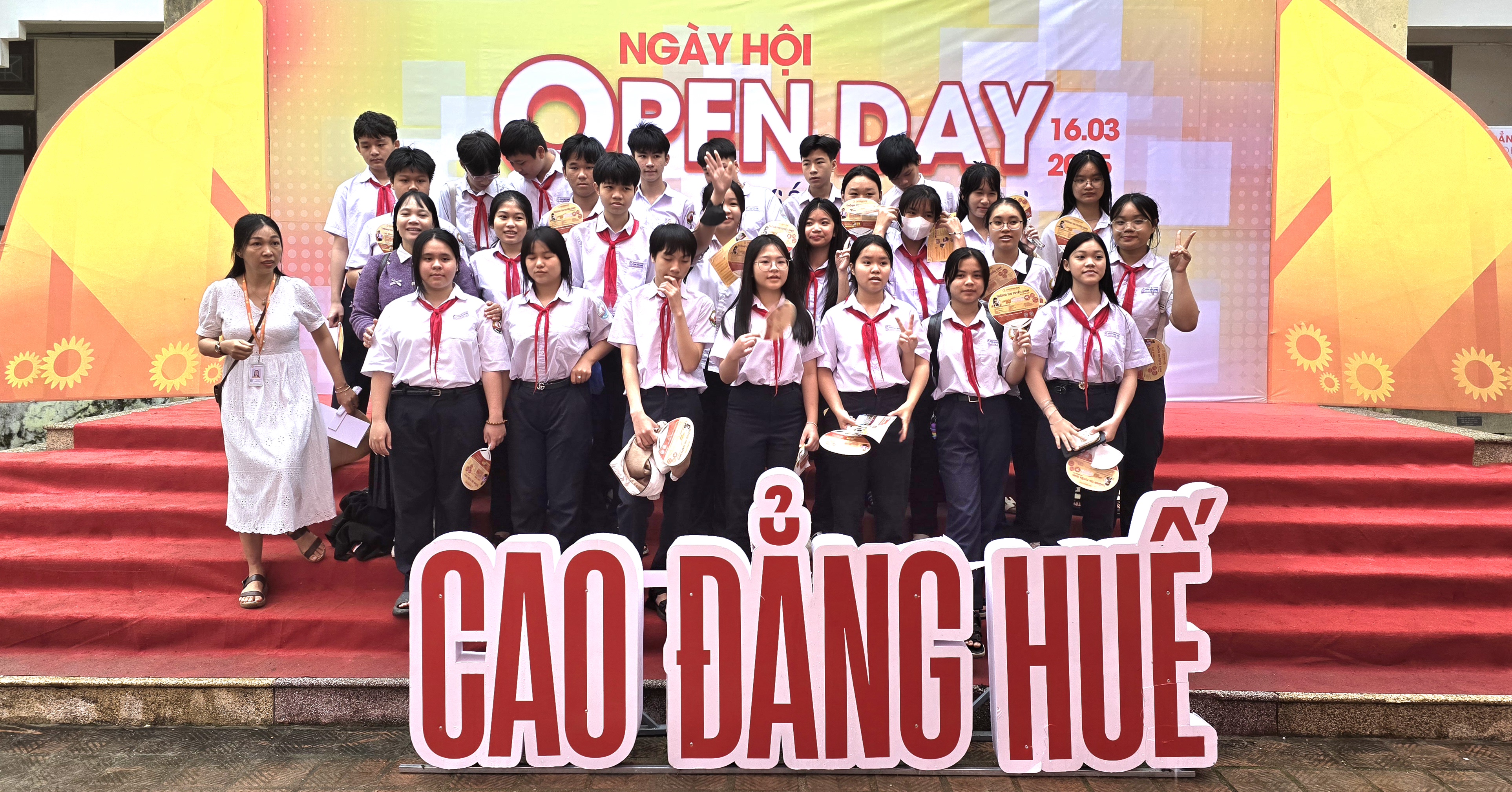 Hơn 2 300 học sinh tham gia Ngày hội Open Day