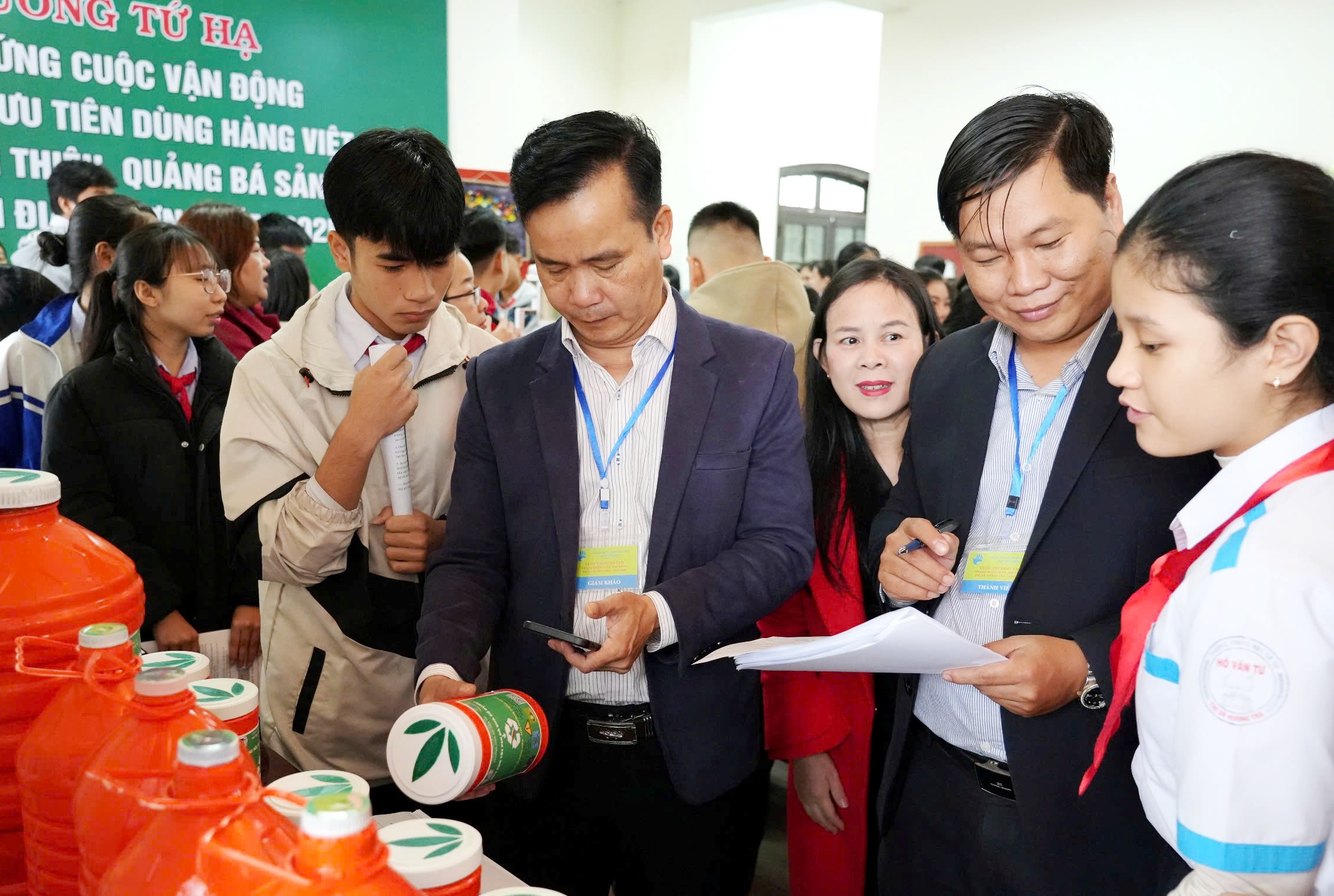 64 đề tài tham gia Cuộc thi sáng tạo thanh thiếu niên, nhi đồng TX Hương Trà