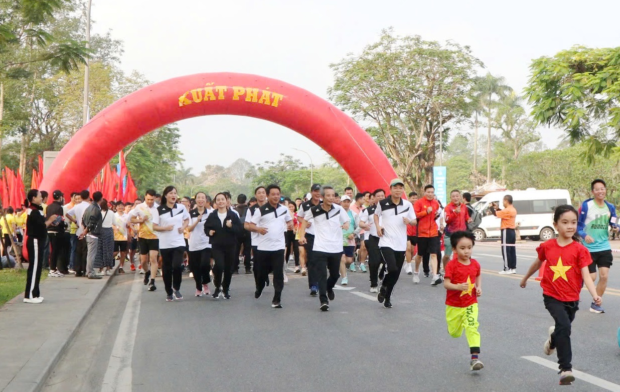 Sôi nổi ngày chạy Olympic  Giải việt dã truyền thống