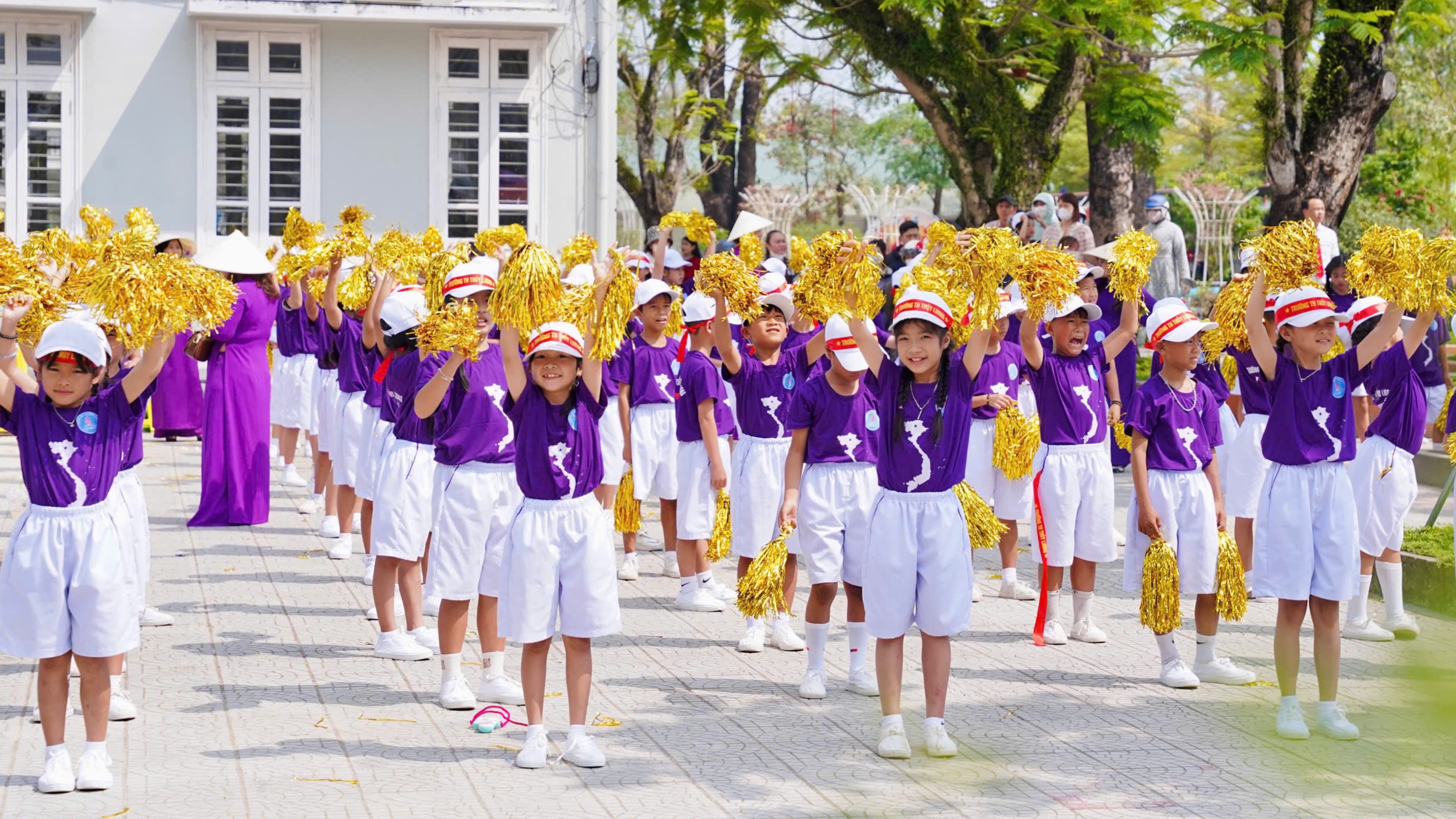 Thiếu nhi vui khỏe - Tiến bước lên Đoàn