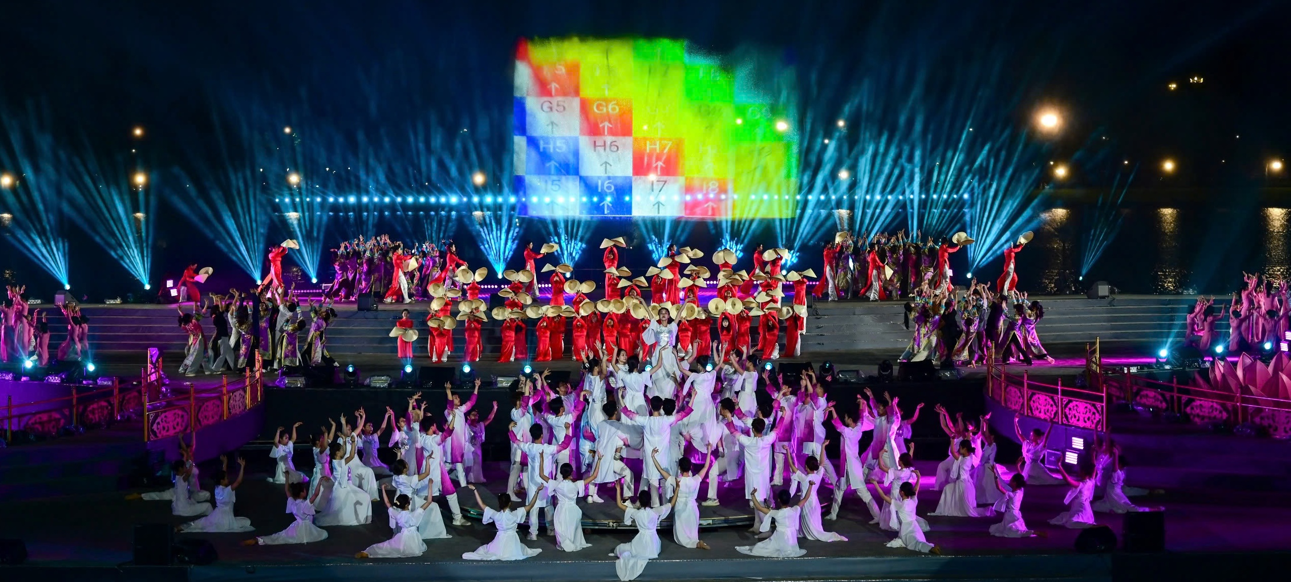 Sẵn sàng cho chương trình khai mạc Năm Du lịch quốc gia - Huế 2025