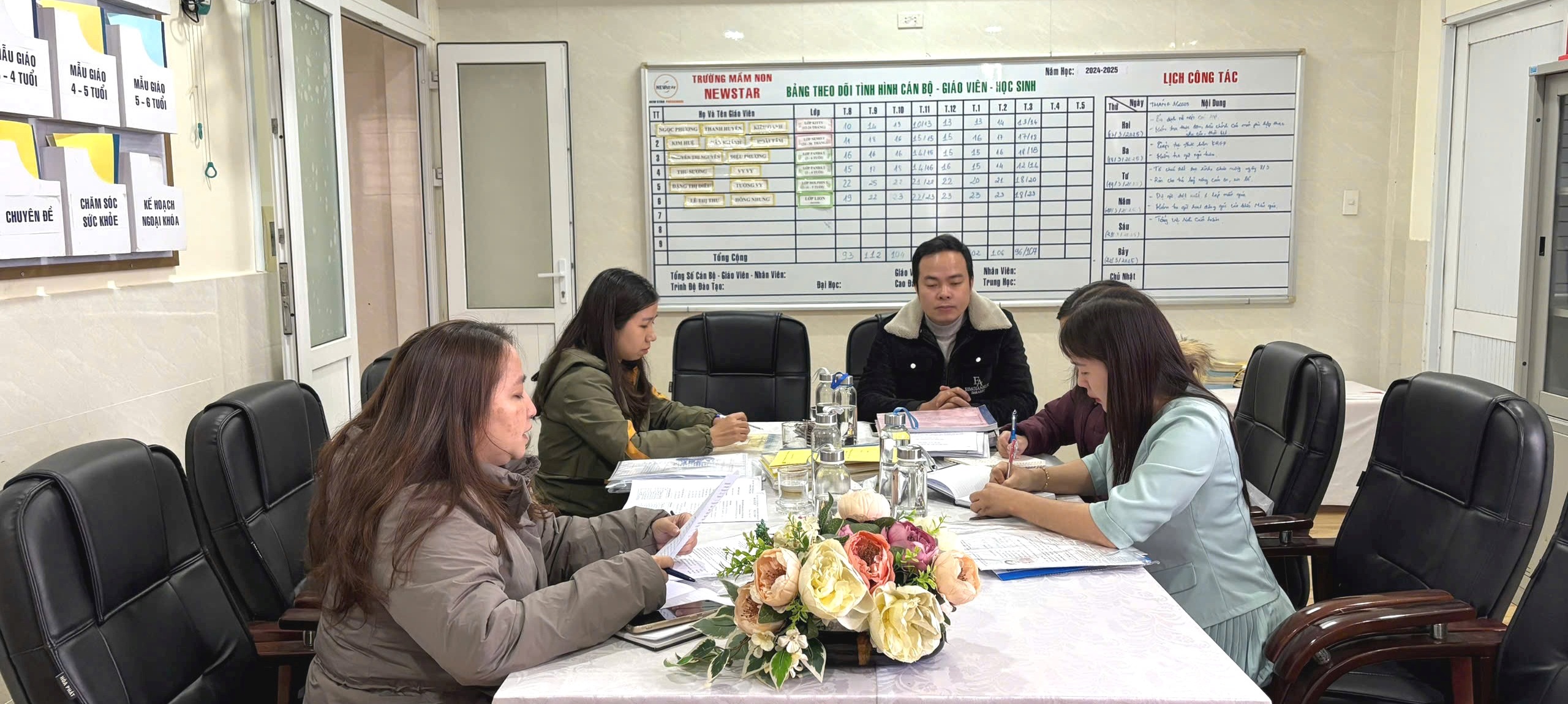 Kiểm tra công tác phòng chống dịch và vệ sinh an toàn thực phẩm tại các trường học