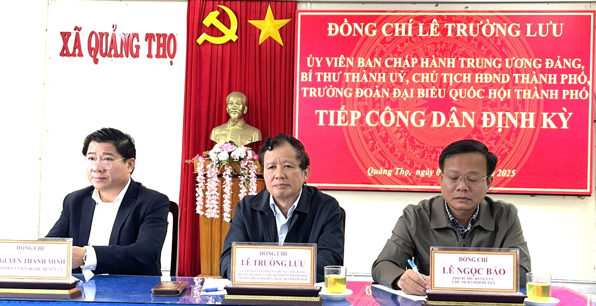 Bí thư Thành ủy Lê Trường Lưu tiếp công dân và kiểm tra tiến độ thi công hói Rào Cùng