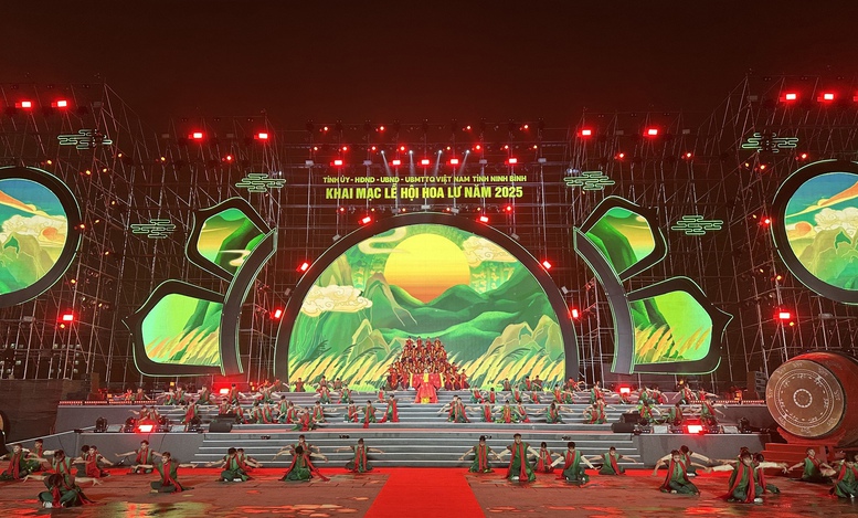 Khai mạc Lễ hội Hoa Lư