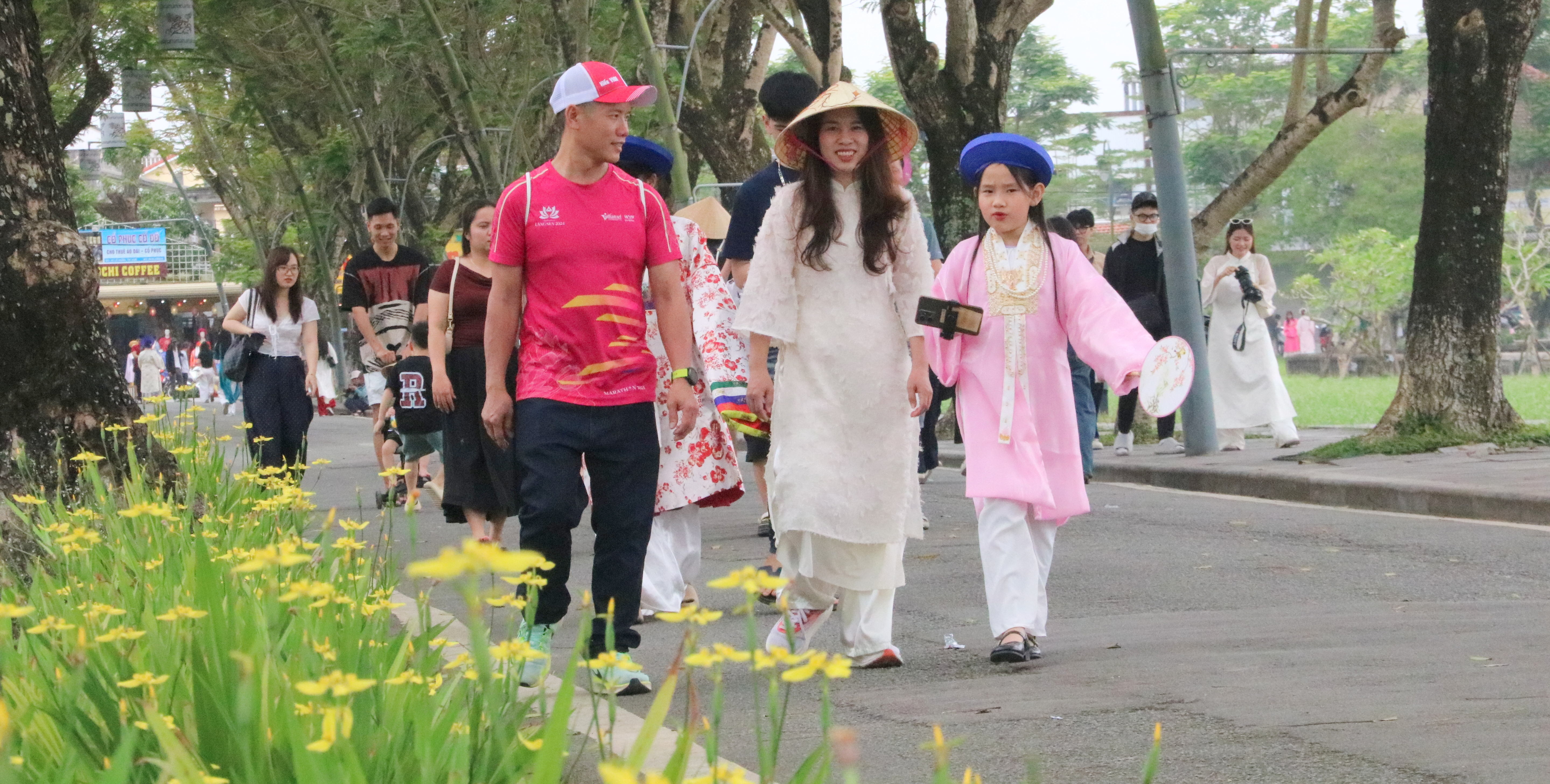 Khách đến Huế dịp nghỉ lễ Giỗ Tổ Hùng Vương tăng mạnh