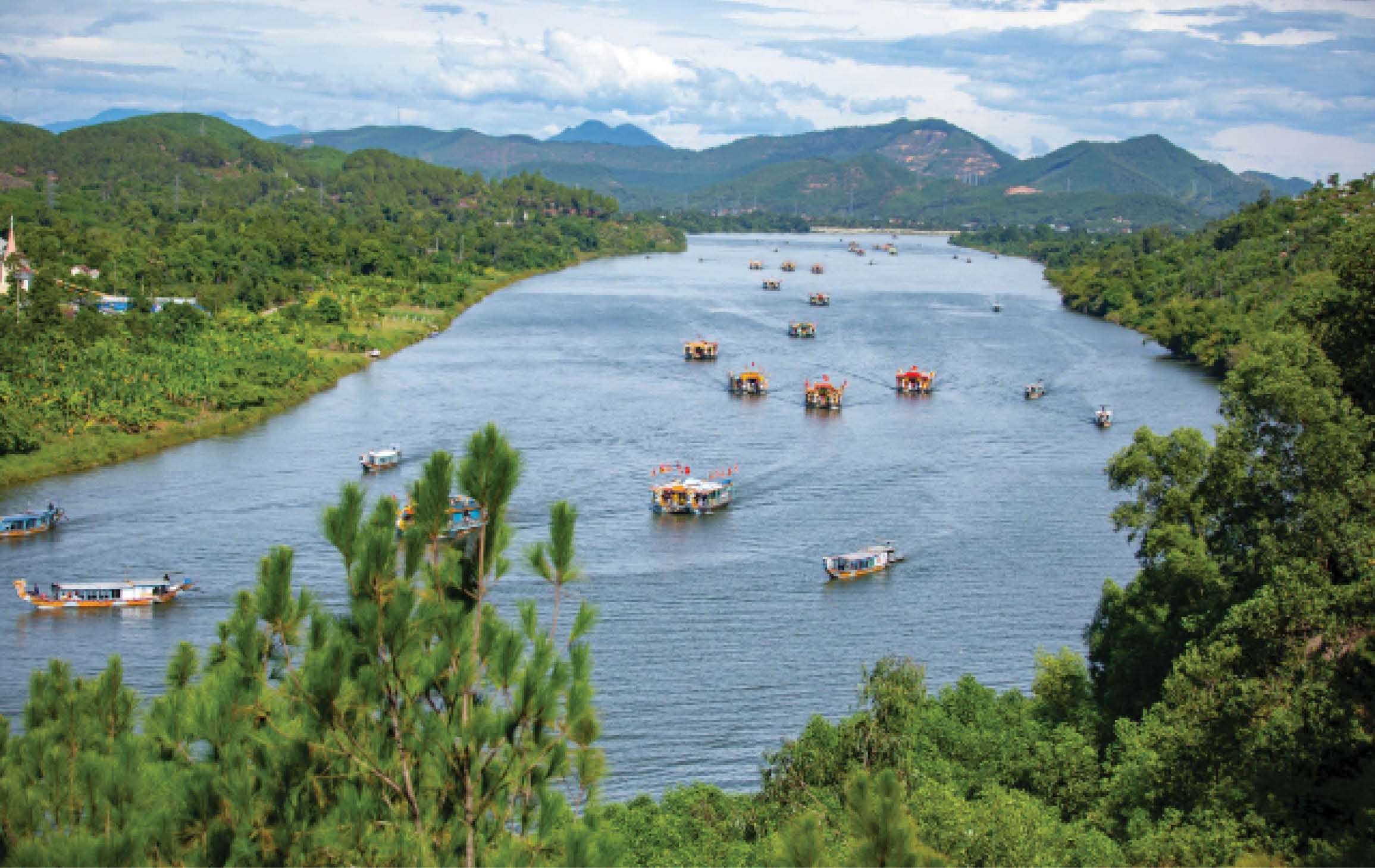 Phát huy sức mạnh mềm để Huế phát triển