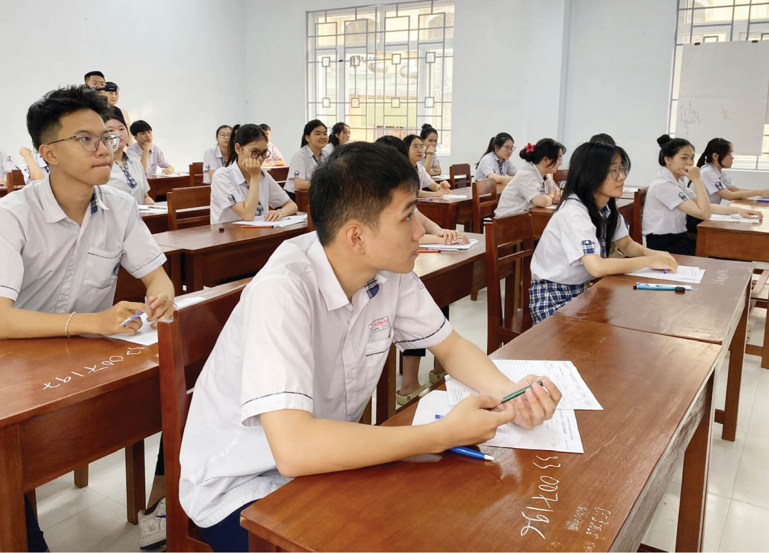 Thi thử, đánh giá thật