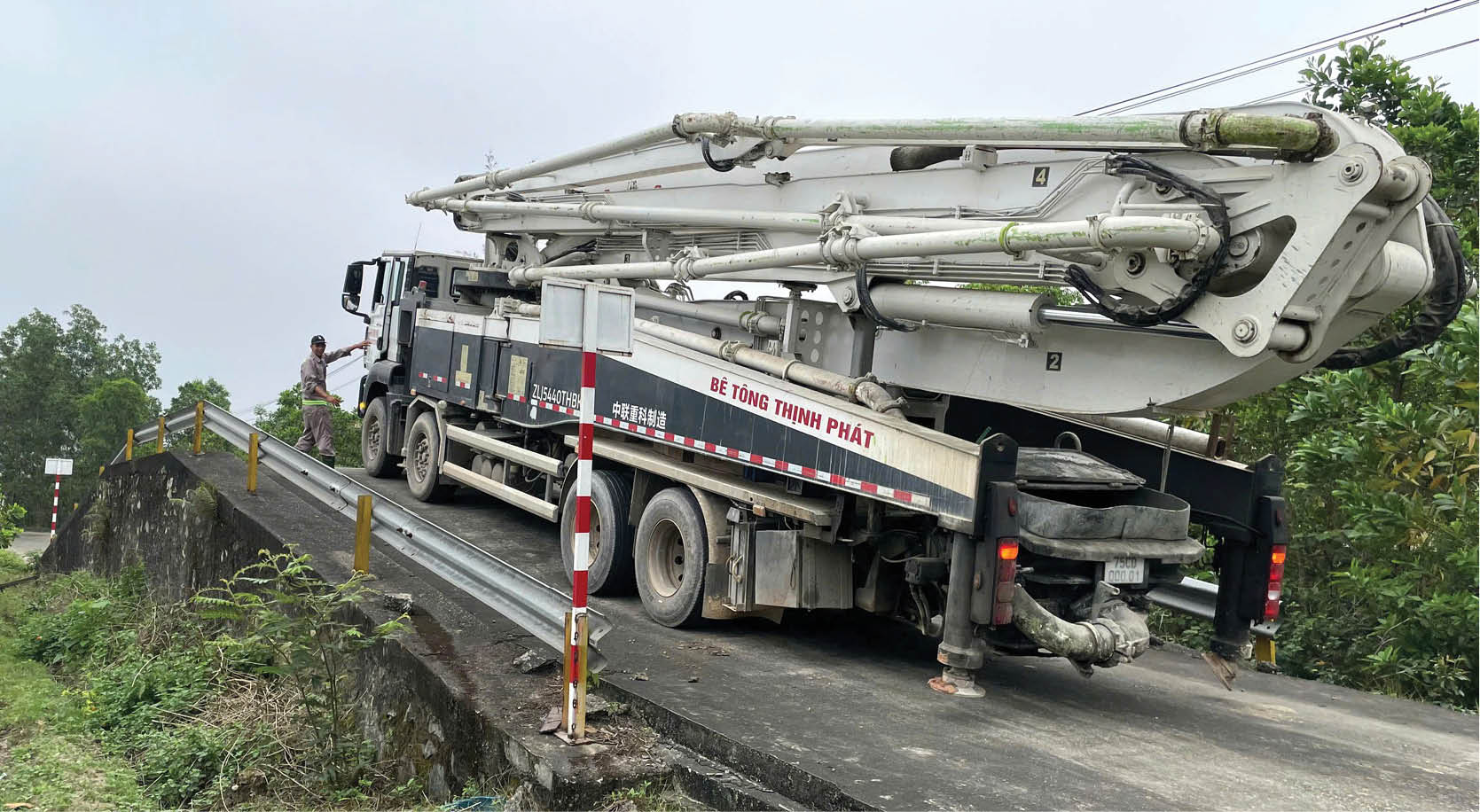 Đảm bảo điều kiện để đăng kiểm xe siêu trường, siêu trọng