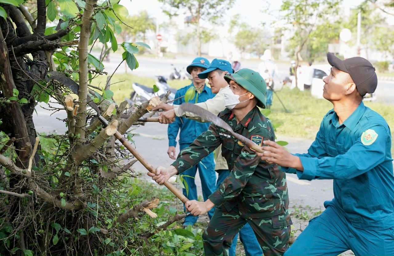 Hương Thủy Hơn 500 người tham gia hưởng ứng Ngày Chủ nhật xanh