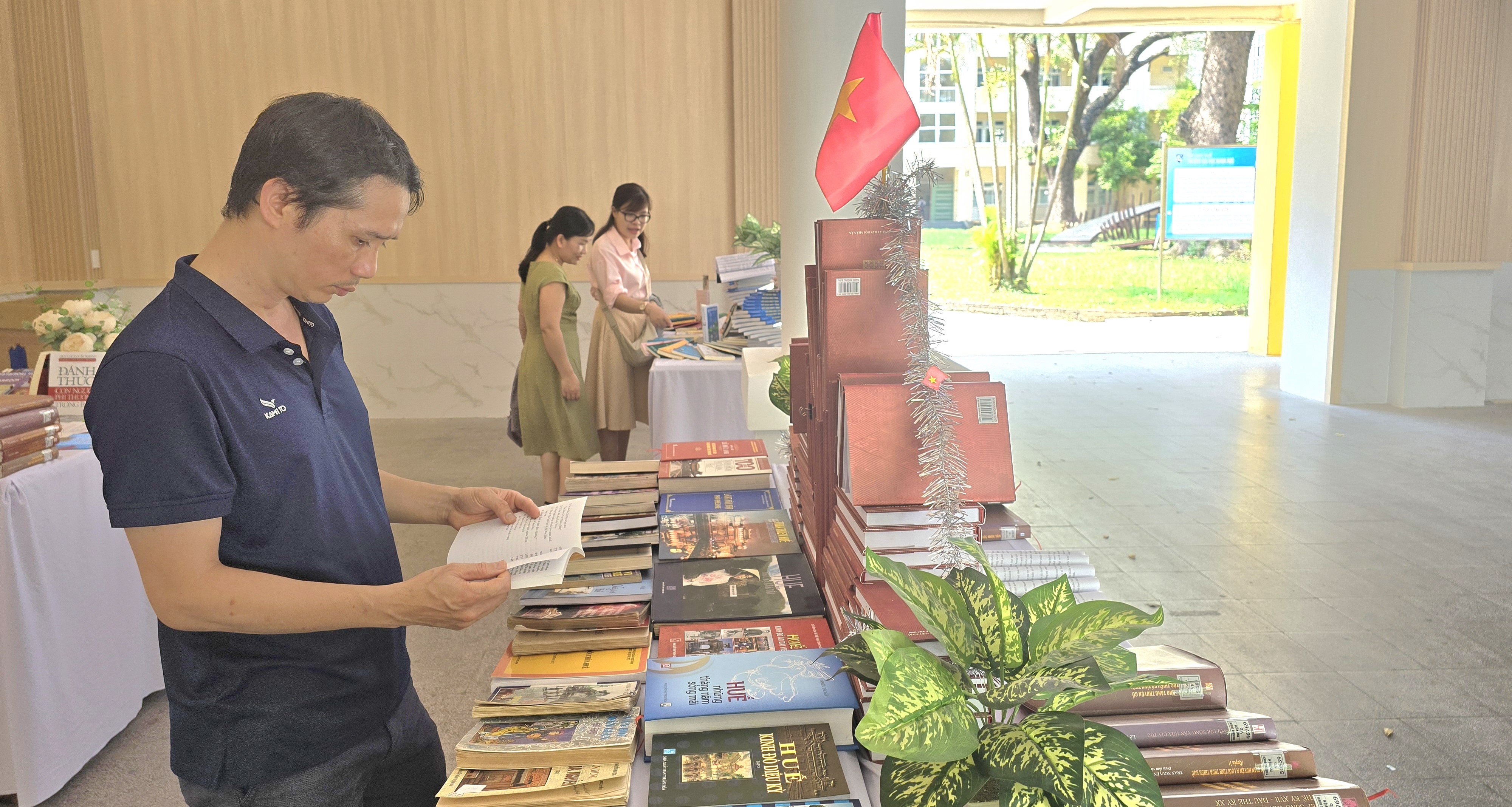 Hưởng ứng “Ngày Sách và Văn hóa đọc Việt Nam”