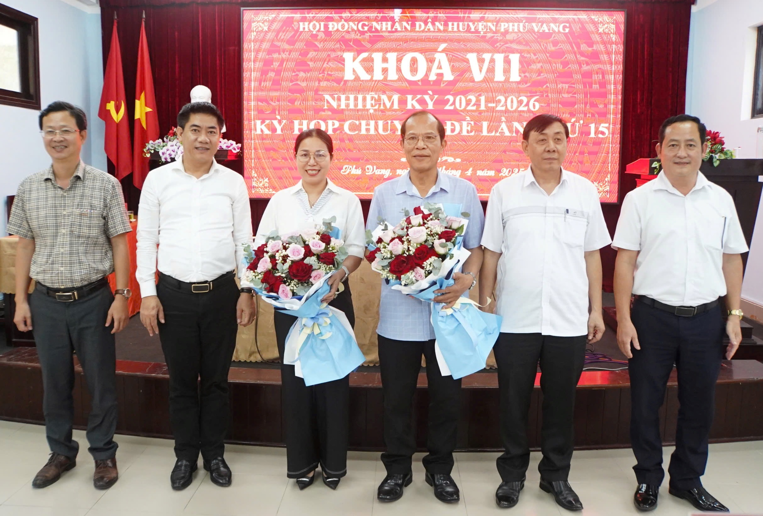 Phú Vang thông qua các nội dung tại kỳ họp HĐND chuyên đề lần thứ 15