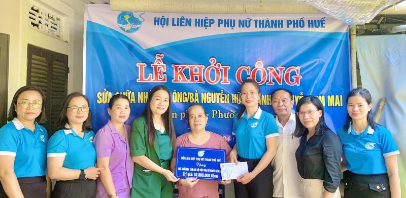 Sửa nhà cho hội viên phụ nữ có hoàn cảnh khó khăn