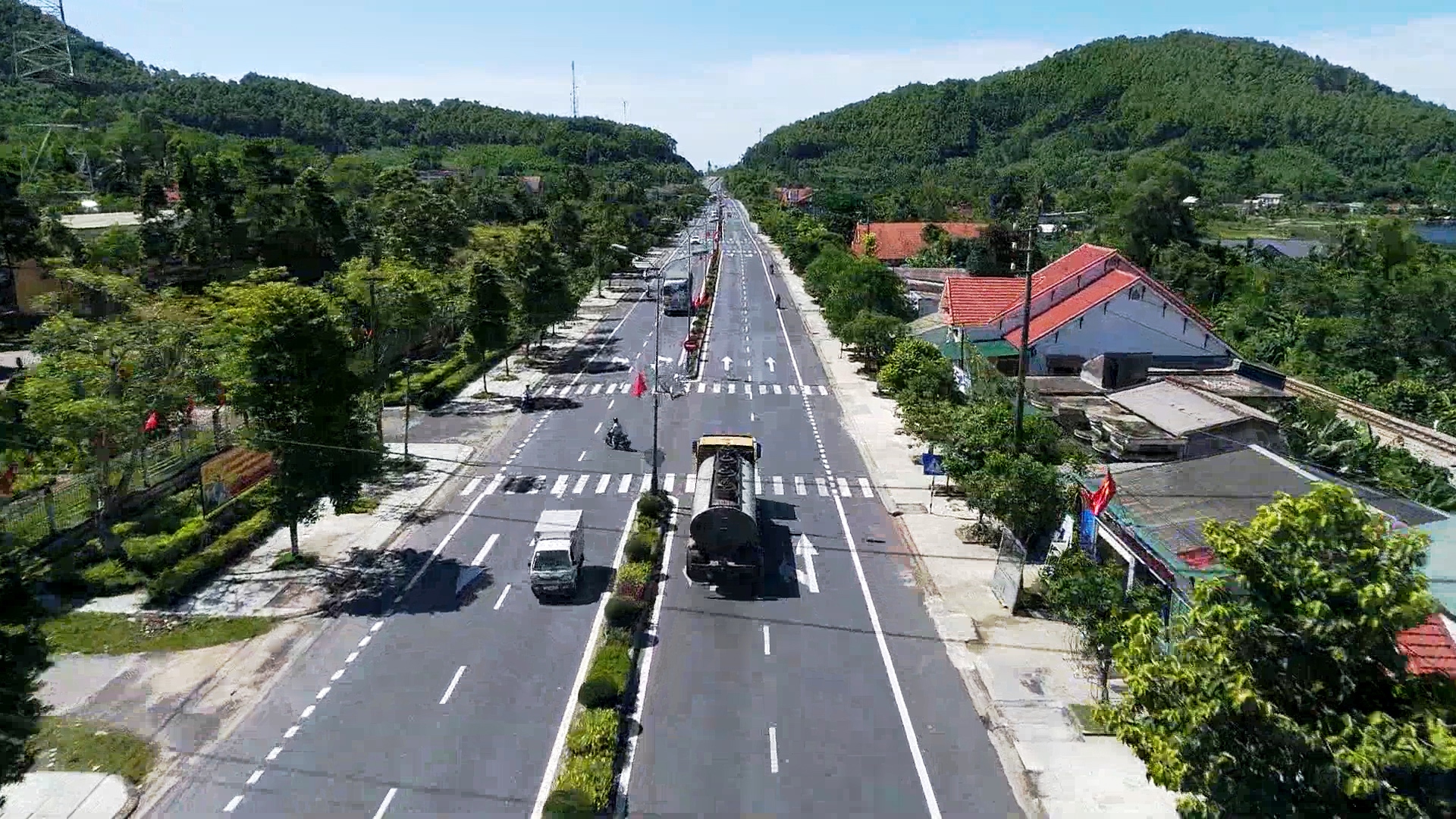 Bản tin Kinh tế - Thị trường ngày 26 4