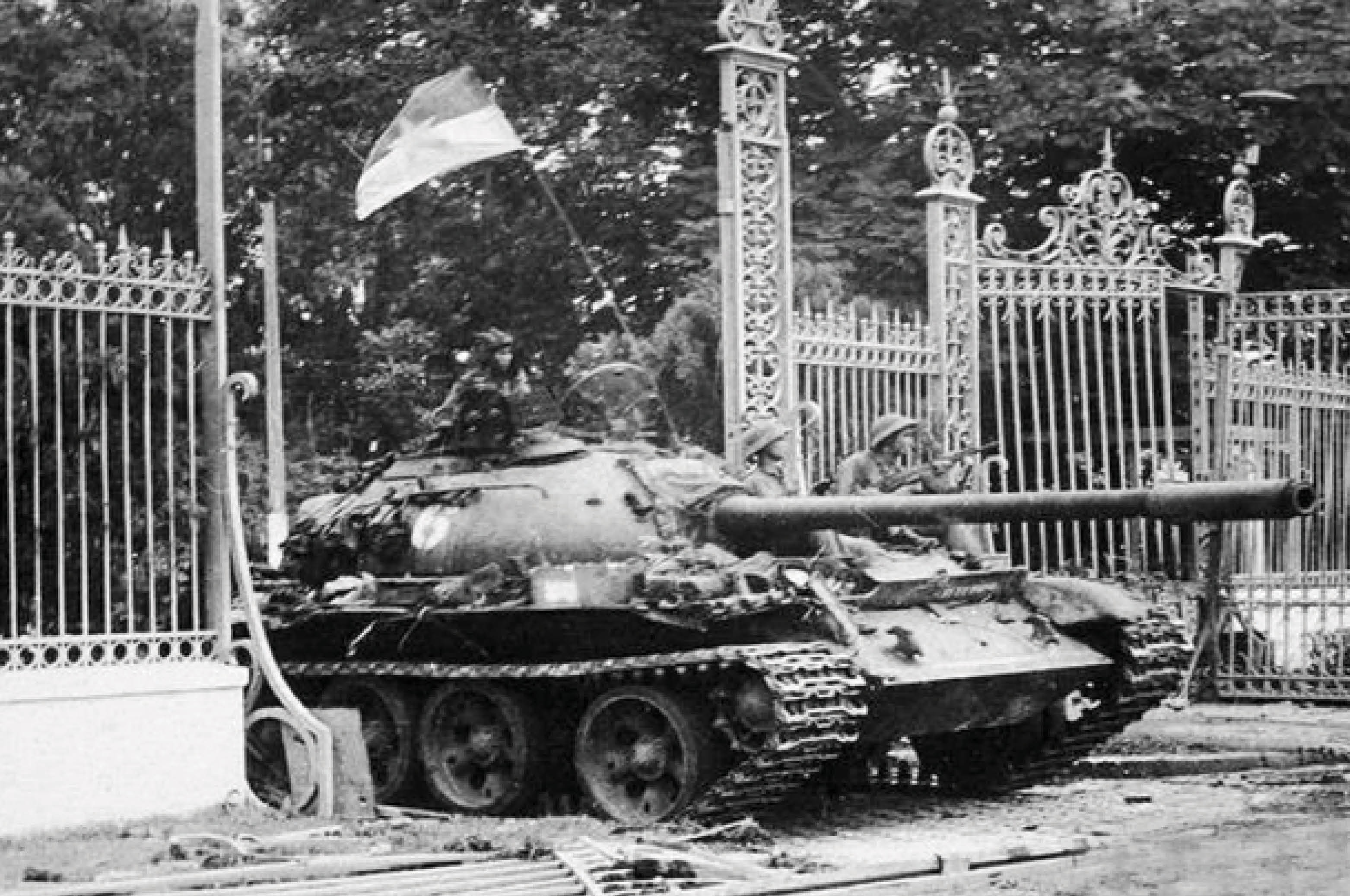 Khúc khải hoàn độc lập, tự do, thống nhất và phát triển