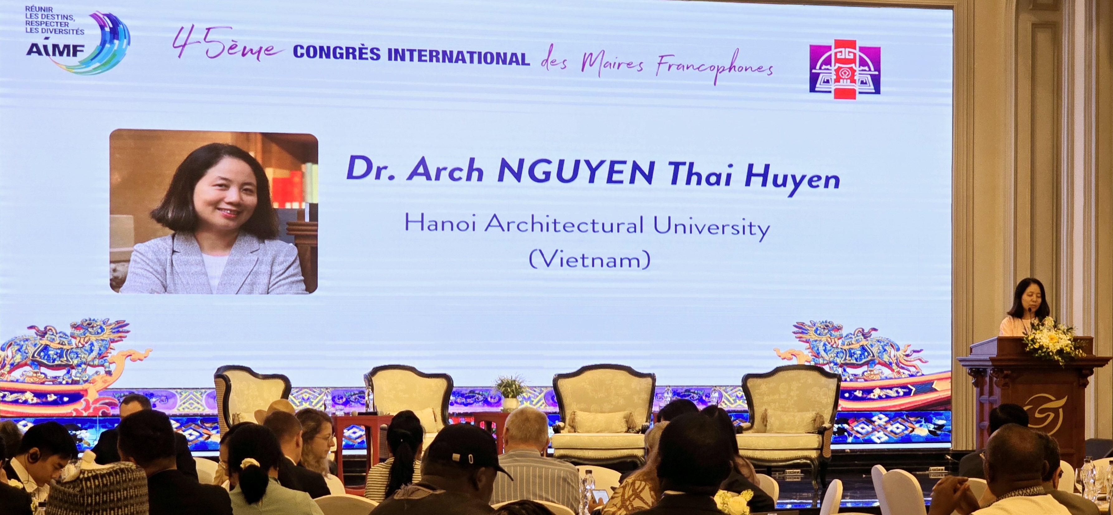 Thảo luận các giải pháp bảo tồn di sản và thúc đẩy du lịch bền vững