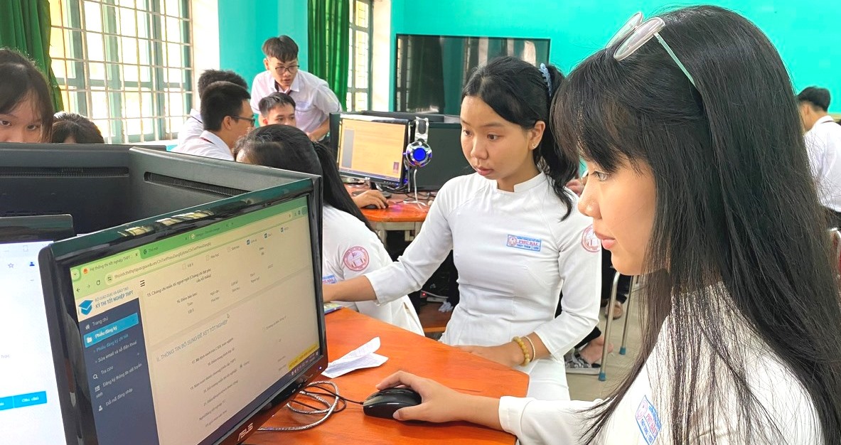 Tạo lập, đồng bộ học bạ số