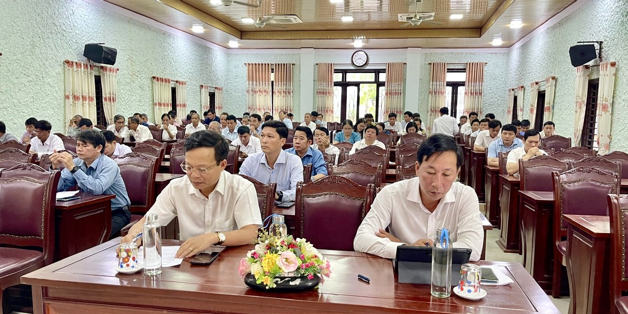 Quảng Điền Triển khai một số nhiệm vụ về công tác cán bộ và Đại hội Đảng bộ xã