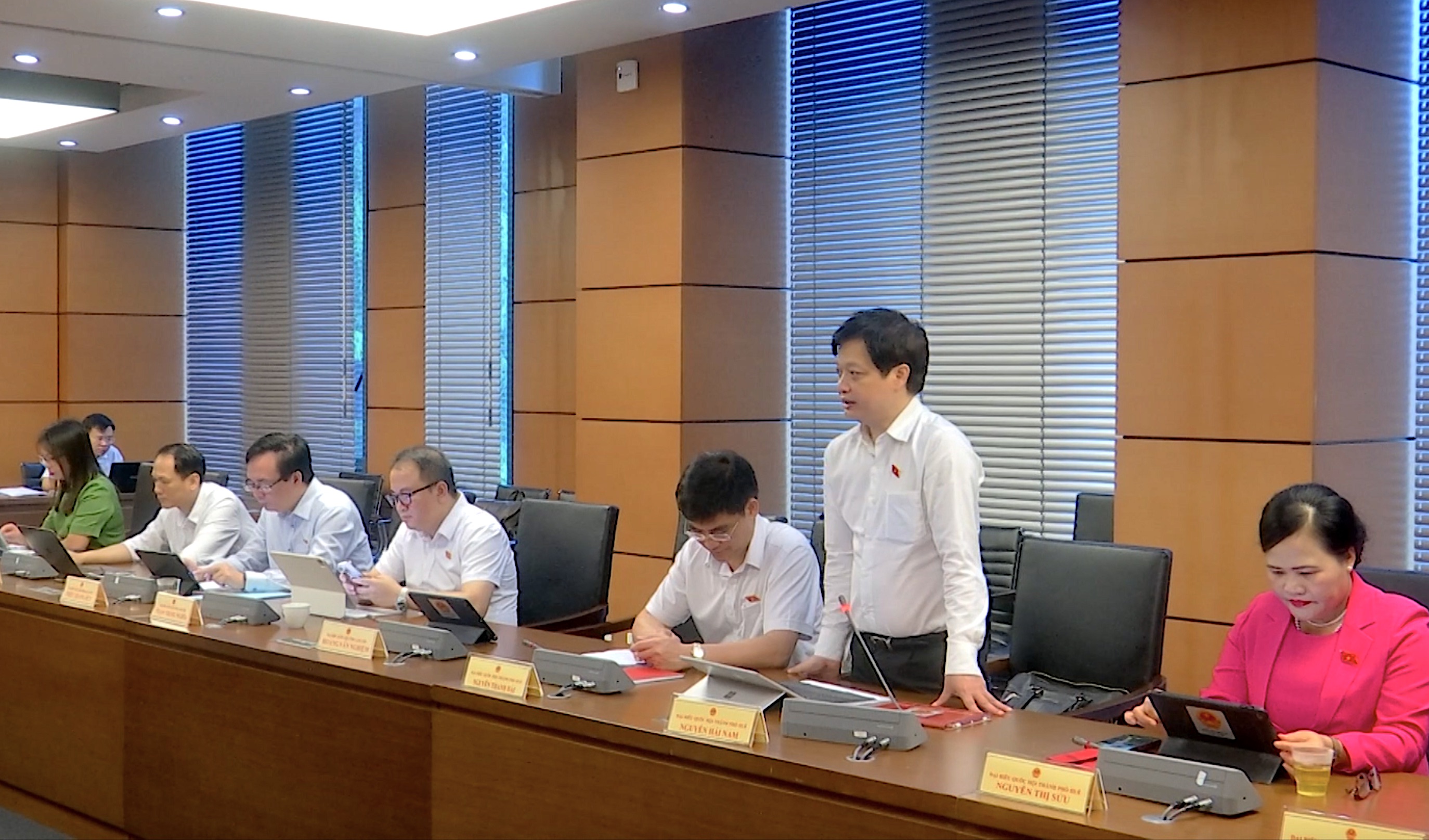 Phát triển phải đi cùng tiết kiệm, chống lãng phí và công bằng xã hội