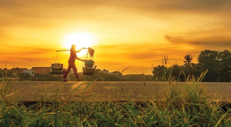 Nhọc nhằn dưới nắng nóng