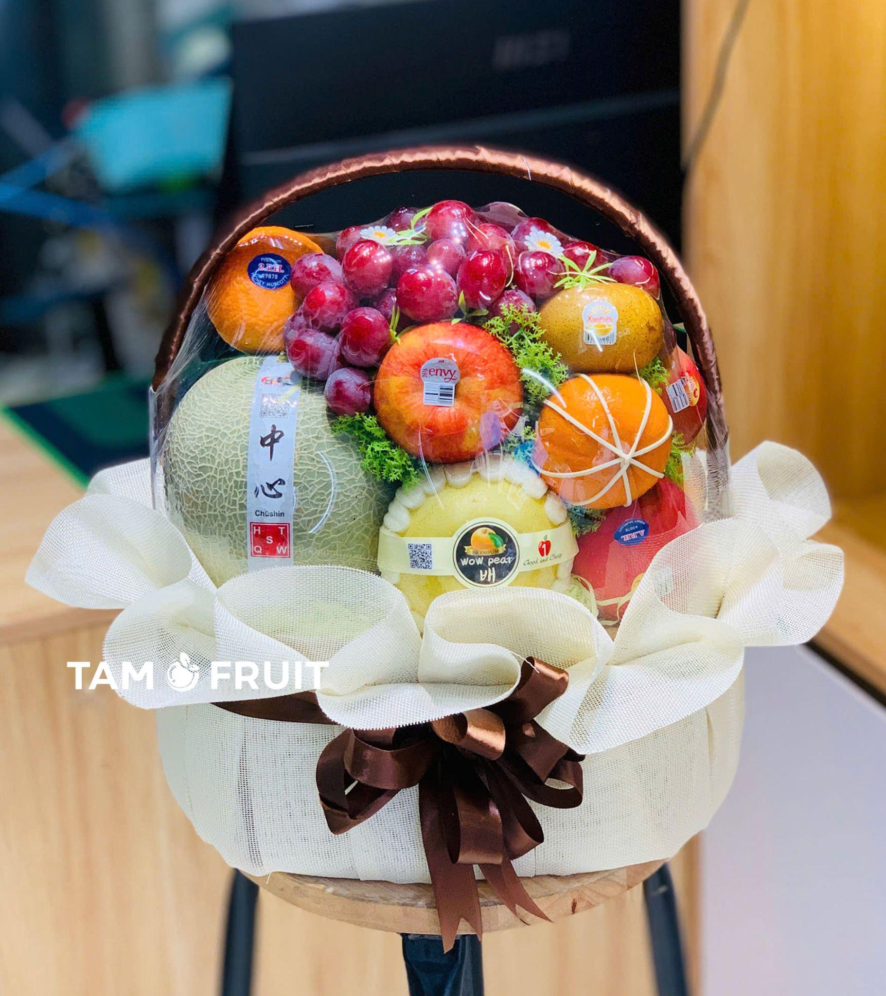 Tam Fruit - cửa hàng chuyên làm giỏ trái cây quà tặng sang trọng
